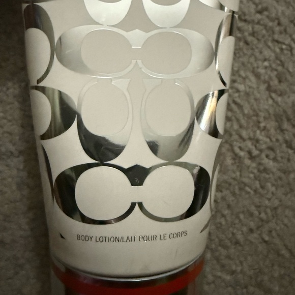 Coach Signature Body Lotion, 5oz NWB - Picture 4 of 5